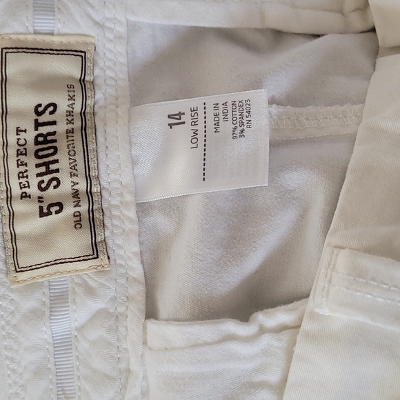 Old Navy Shorts - Picture 3 of 5